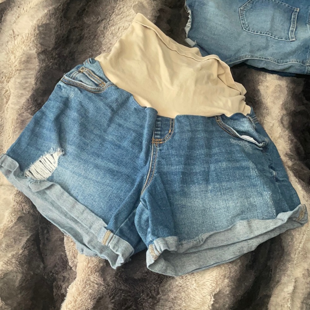 Womens maternity shorts